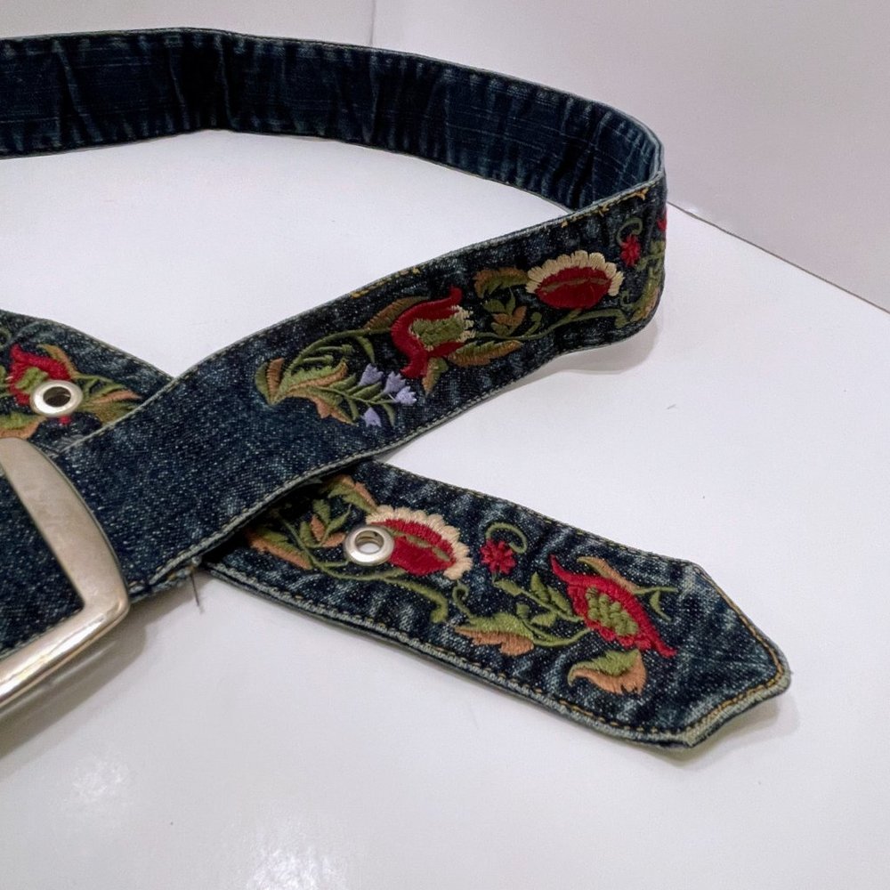 Vintage Judy's Fashion Denim Floral Embroidered Boho Bohemian Hippie Belt Sz: 13 - Picture 2 of 8